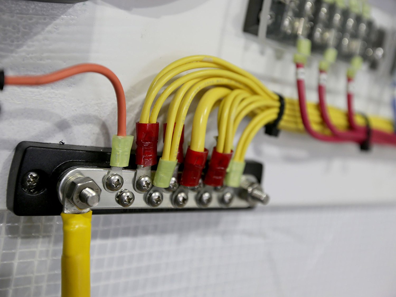 150A 10 Screw BusBar - Image 2